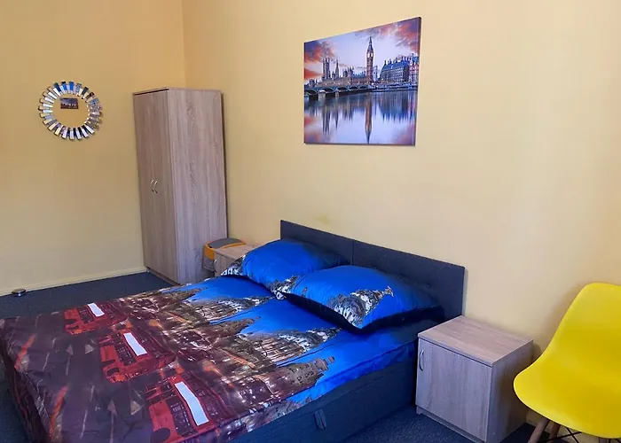 Bon Voyage Apartment *